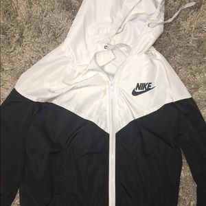 NIKE wind breaker jacket